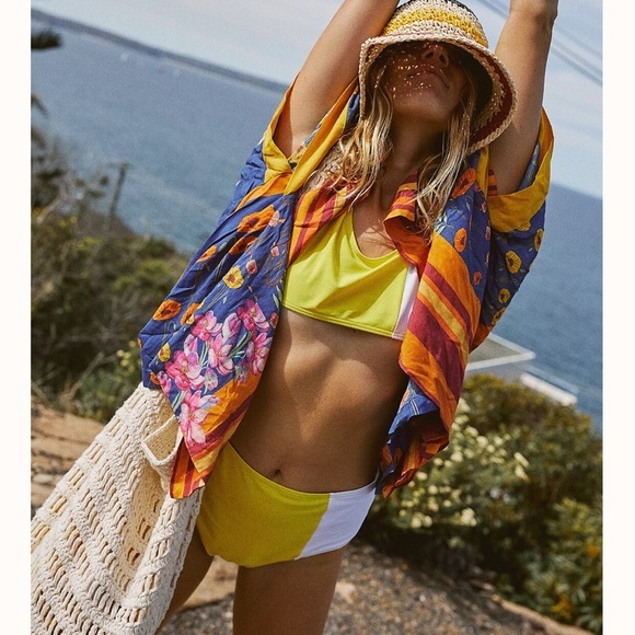 FREE PEOPLE BEACH COMBER PRINT COVER OS - Picture 1 of 6